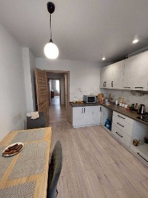 Продаж 2-к квартири з сучасним ремонтом ЖК Моне