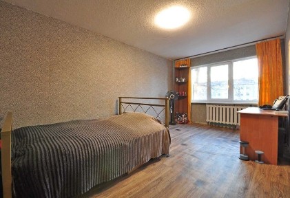 3-кімнатна квартира з окремими кімнатами Павліченко 37