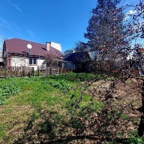 Будинок вул. Надпільна (Ільїна) - вул. Різдвяна. Будинок реальний.