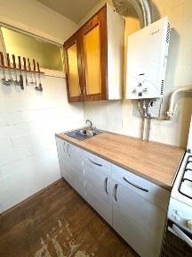 Продам 2-х квартиру вал. Металургів