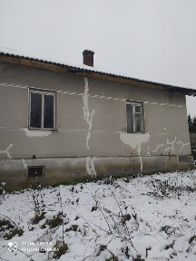 Продам будинок біля міста