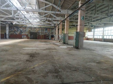 Оренда складського виробничого приміщення 2200 м2 в Ужгороді