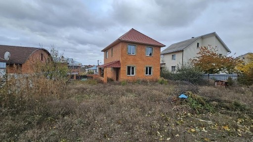 Продаж будинку в Яру на тупіковій вулиці!