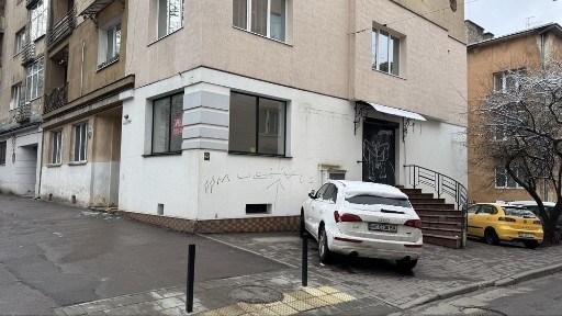 Оренда фасадного приміщення по вул. Сахарова 24