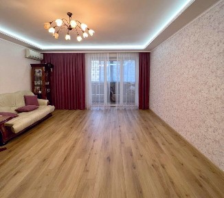 Дніпро, Василя Тютюнника вул., 32