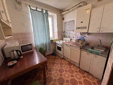 Продаж 3-кімнатної квартири, ближній центр в м. Борислав!