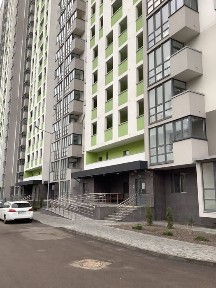 Продаж 1-кім. квартири в зданому будинку, вул. Вербицького