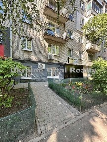 СОЛОМ'ЯНКА Комерційне приміщення 44м2. Метро Вокзальна! Вул. Стадіонна