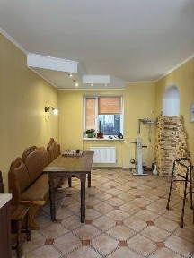 Частина будинку в екологічному районі міста по вул. Набережна