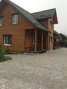 Котеджі “Сонячні Карпати”