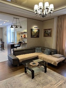 Продаж 4 кімнатної квартири в Жк Схід Сонця