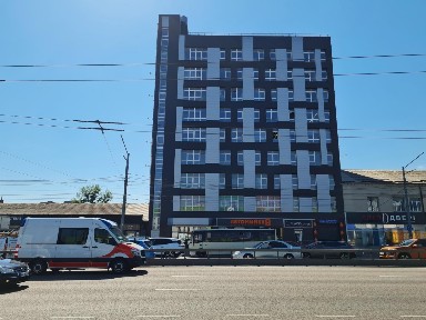 Киев, Степана Бандеры просп., 8