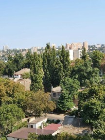 Продам квартиру на Грушевского 70кв. м автовокзал ЛД