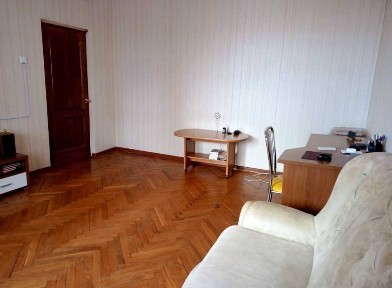 Срочно продам 3-х ком-ю квартиру от собственника, 11 эт. 12-и эт. дома