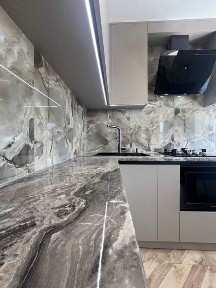 Продаж квартири з євроремонтом район Листопада