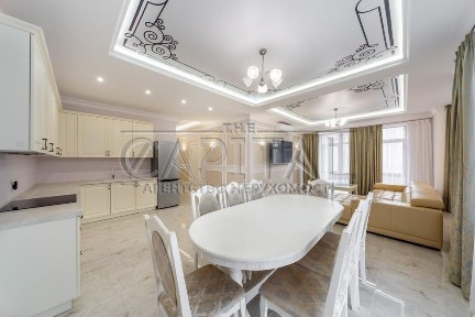 Продаж квартири, вул. Лук'янівська, Татарка