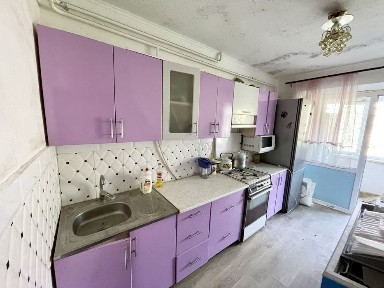 Продам двокімнатну квартиру. Автономне опалення.