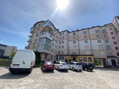 Терміновий продаж 3 кімн квартири на Каскаді поруч парку