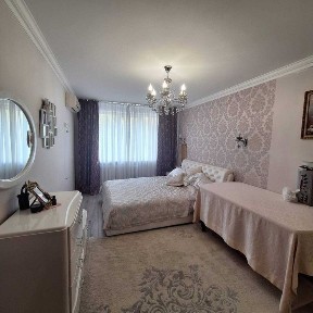 Продаж гарної 3-кімнатної квартири по вул. 30-років Перемоги