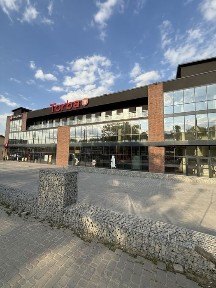 Оренда в новозбудованому комерційному приміщенні