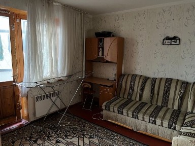 Продам 1 квартиру на першому поверсі 24кв район Северний. Власник