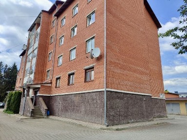 Продається 2-кімнатна квартира в новобудові. Чортків