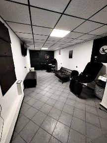 Київ, Печерський, вулиця Предславинська 24