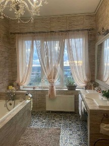 Квартира ЖК <a href='/newbuilding/894/view/zk-lermontovo'>Лермонтово</a> новобудова центр від власника