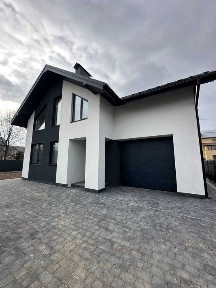 Продам будинок на околиці Івано-Франківська