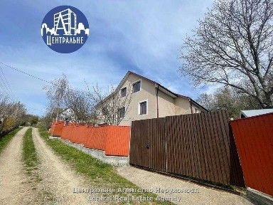 Продається житловий будинок у с. Коровія