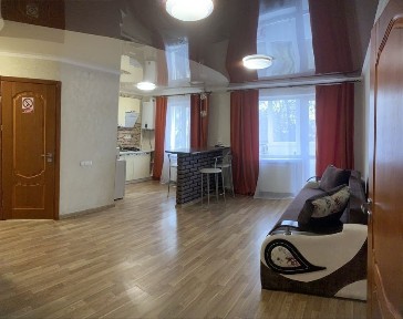 Здам 2км квартиру в центрі подобово Спальних 2+2