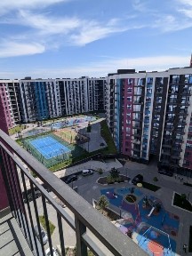 Продаж видової 3 кімн квартири в центрі, ЖК Фемелі плаза