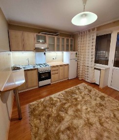 Подобова оренда 1к квартири в мальовничій центральній частині міста!