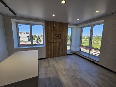 Власник. можливо по єОселі. Переоформлення за мій рахунок. жк Аржанова.