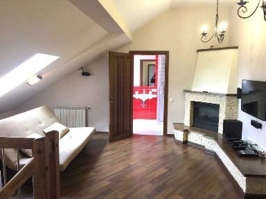 Здам 4к. кв., 2-рівнева квартира, вул. Тарасівська 3, метро Університет