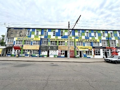 Оренда торгівельного, комерційного приміщення, 900 м. кв, ремонт, фасад