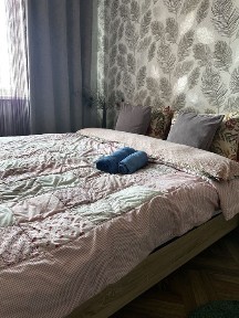 Сдам квартиру погодинно/подабово у центрі міста ( дзвотить на viber)