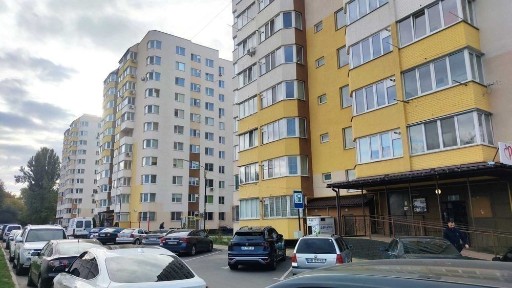 3к в новобудові з ремонтом, опалення автономне