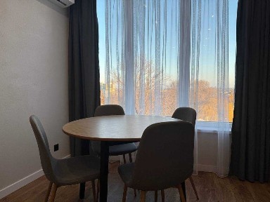 Вигідна 1кім з ремонтом та меблями поруч центру !