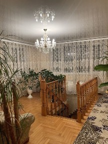 Власник. Здам - (Продам ) двохрівневу квартиру центр міста