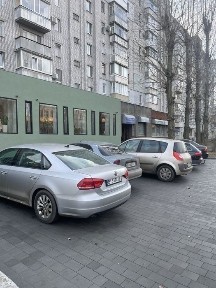 Приміщення по Пугачова 37