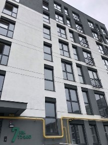 Продаж великої квартири в 