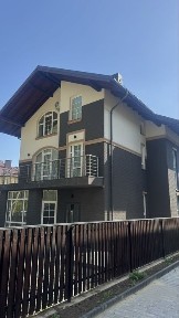 Будинок в р-ні приміських вулиць