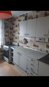 Здам 3ну. кв. в центрі міста е вся мебель і техніка