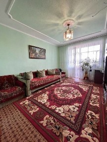 3 кімнатна біля парку Чекмана