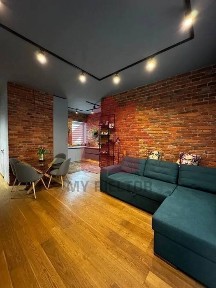 Продається 2 кімнатна каартира у центрі від Власник!