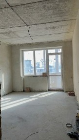 З правом власності готова до ремонту