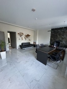 Продам офисное помещение площадью 600 кв. м на ТРАМПАРКЕ