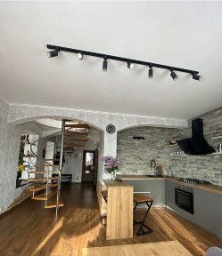 Классная квартира у берега моря )