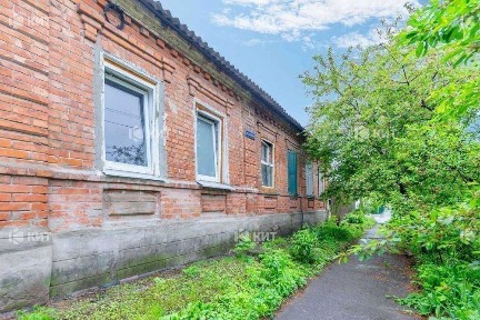 Част дому, Захисників України (Конный рынок, Защитников) 32 м2, 128321